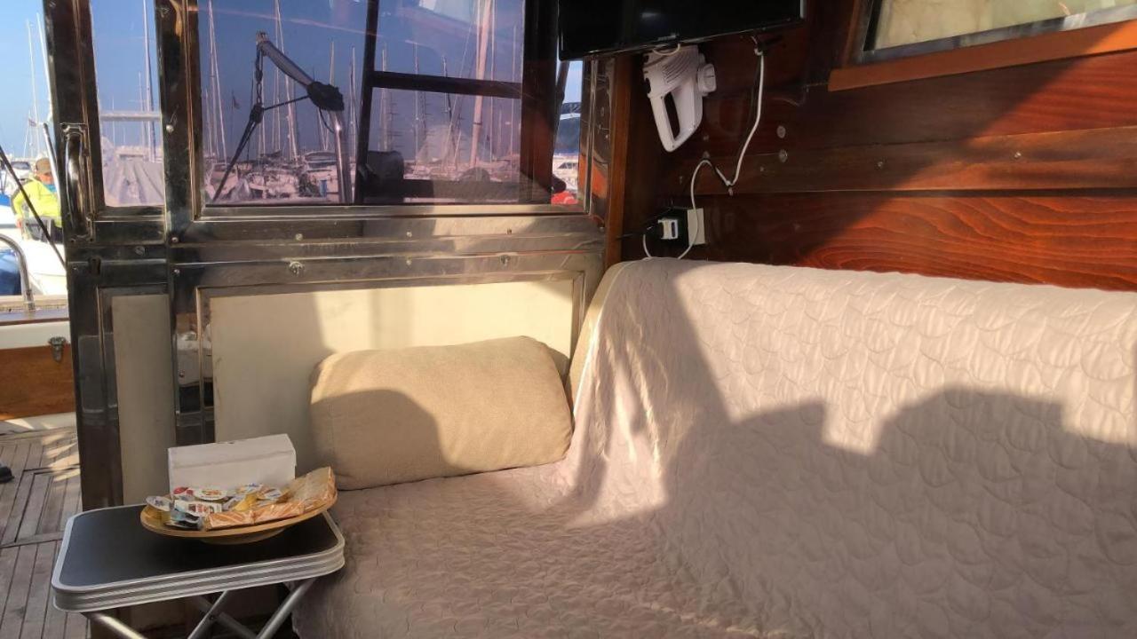 Pm Molo Trapezoidale Palermo Hotell Exteriör bild
